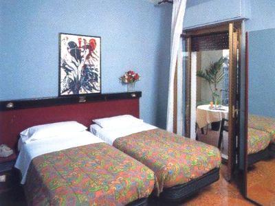 Hotel Virgilio Milan Bagian luar foto