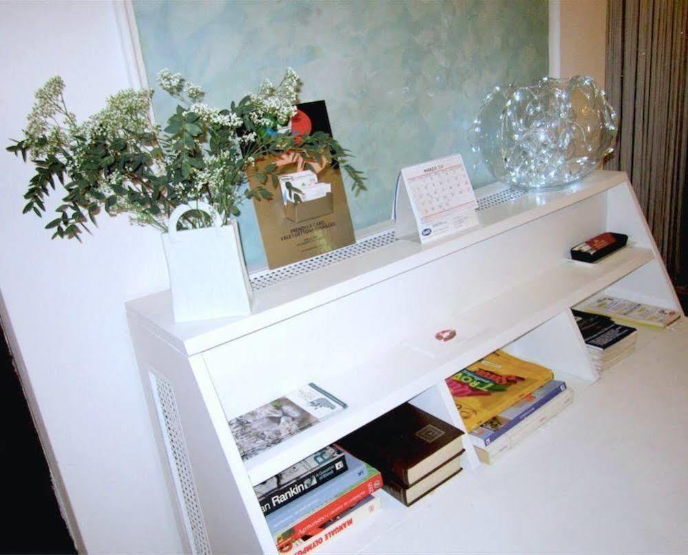 Hotel Virgilio Milan Bagian luar foto