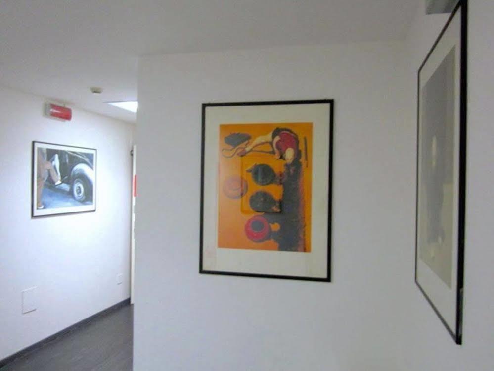 Hotel Virgilio Milan Bagian luar foto